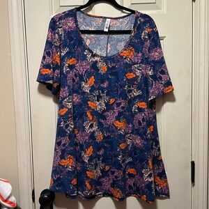 Short sleeve tunic top
